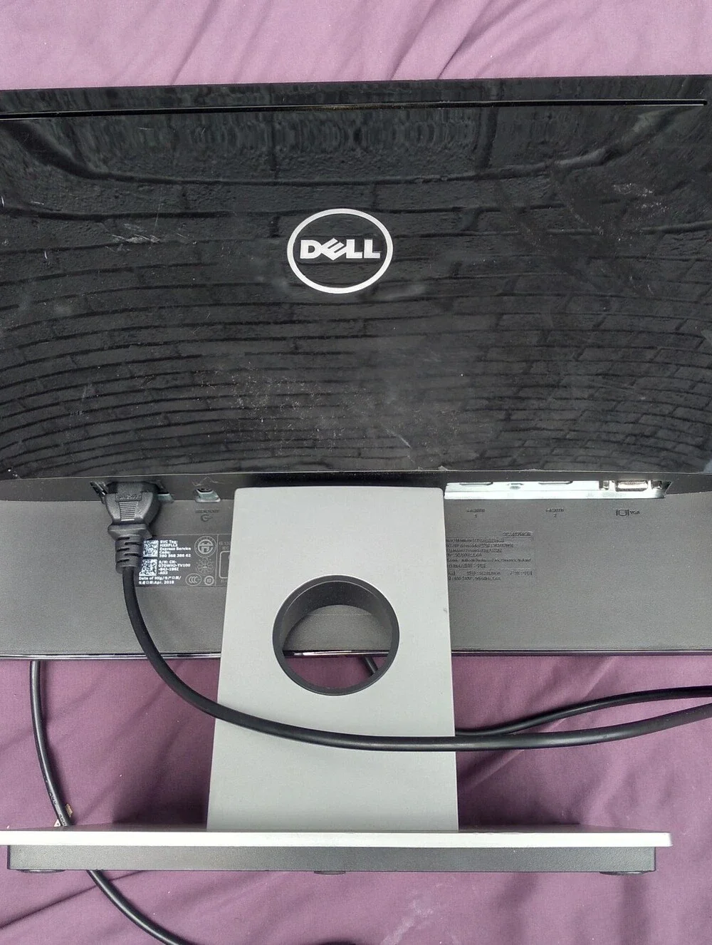 Dell 19 Black LED Monitor with Silver Stand